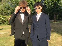 YR11 Prom 2025 - Reception Arrivals